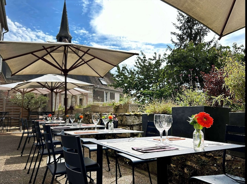 Dourdan - Best Western Blanche de Castille Dourdan