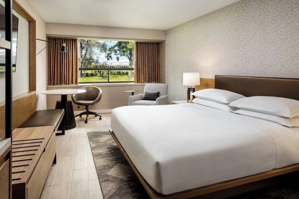 Dorval - Sheraton Montreal Airport Hotel