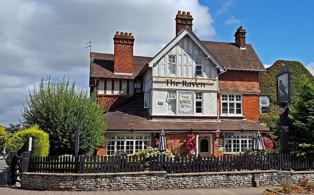 Basingstoke - Raven Hotel by Greene King Inns