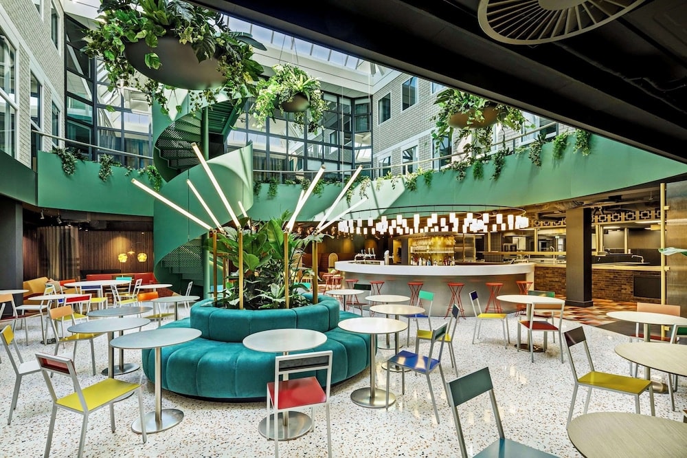 Linköping - Amsterdam - The Florian Amsterdam Schiphol Airport, WorldHotels Crafted