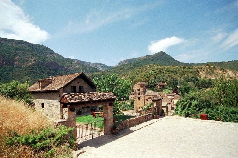 Santa Cruz de la Serós - Hotel Rural El Mirador de los Pirineos
