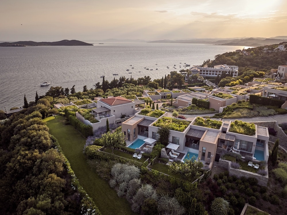 Amoliani - Eagles Villas - Small Luxury Hotels of The World