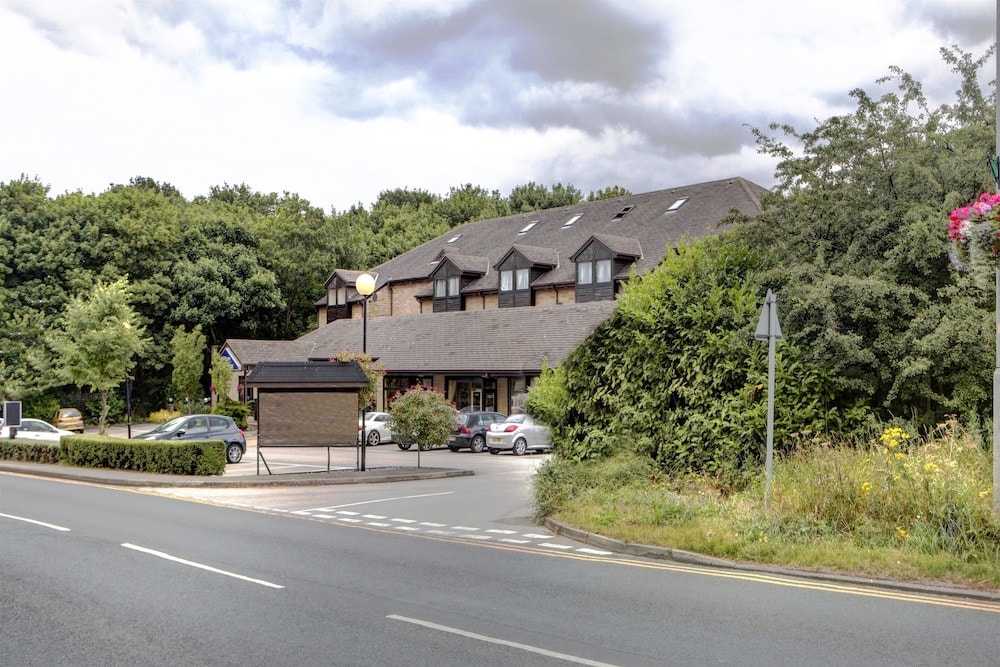 Wakefield - Hotel St Pierre, Sure Hotel Collection by Best Western, Newmillerdam, Wakefield