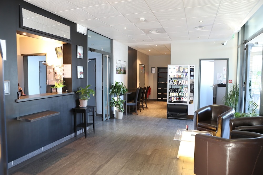 Luleå - Paris - Adonis Paris Sud