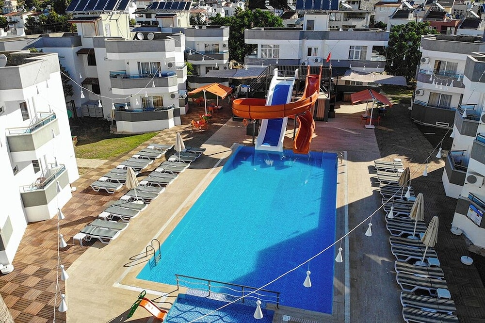 Umeå - Okurcalar - Throne Beach Resort & Spa