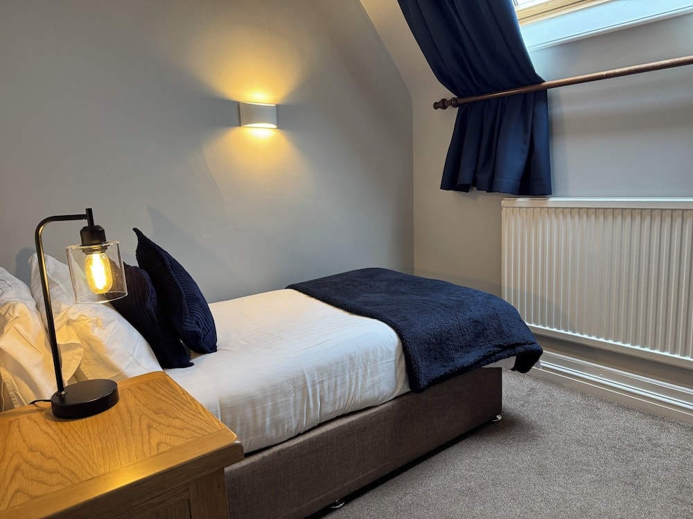 Norwich - Oaklands Hotel