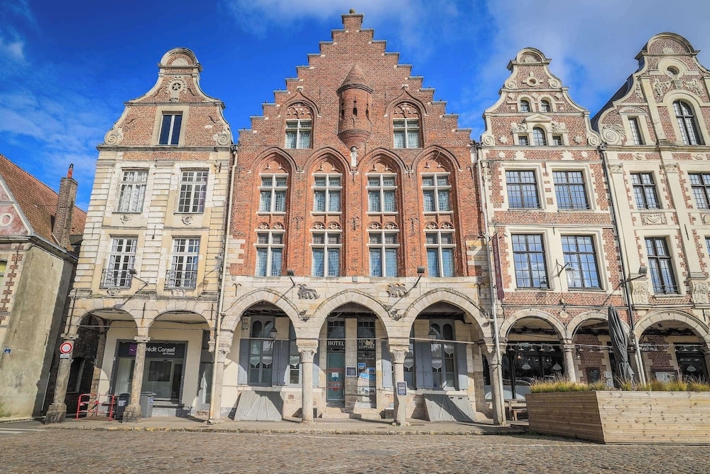 Tilloy-lès-Mofflaines - Hôtel Les Trois Luppars