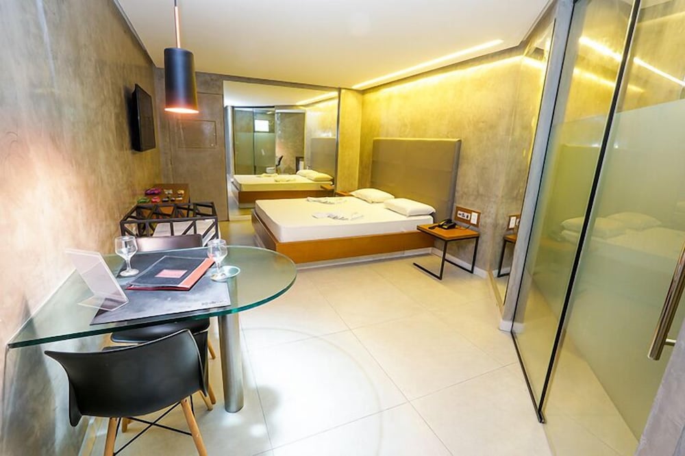 Natal - Raru's Via Costeira - Adults Only