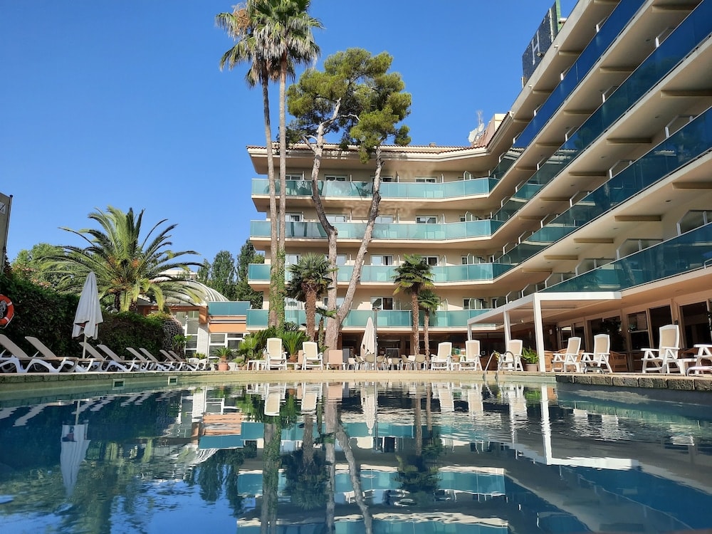 La Playa - Hotel Canada Palace