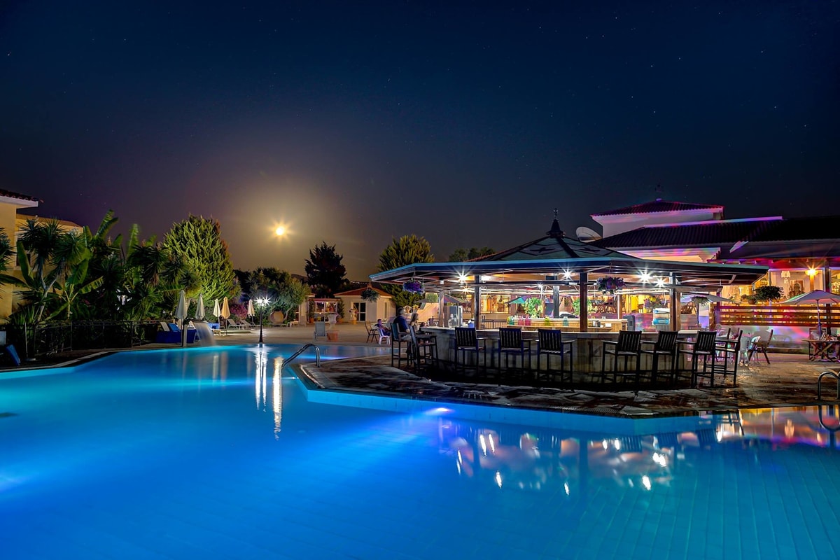 Kalmar - Polis - Akamanthea Holiday Village