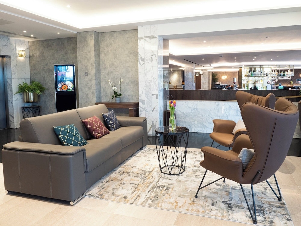 Hounslow - Crowne Plaza London - Kingston by IHG