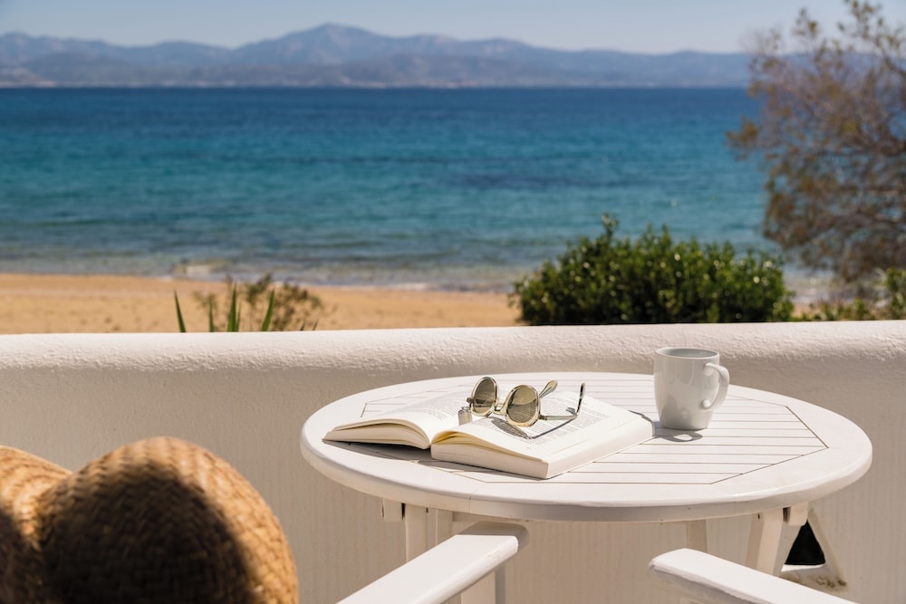 Drios - Afroditi Studios & Villas