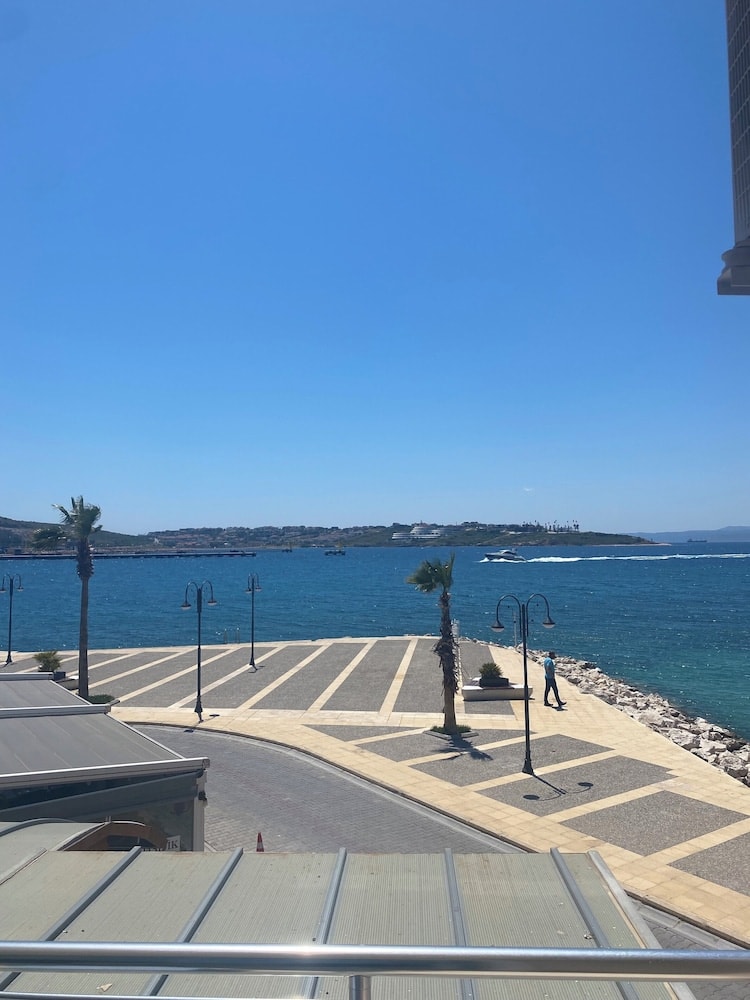 Çeşme - Pasifik Hotel