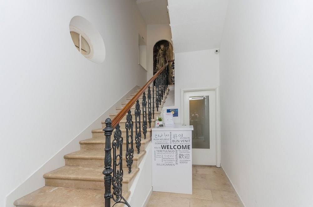 Šibenik - Apartments and Rooms Adriatic Suites
