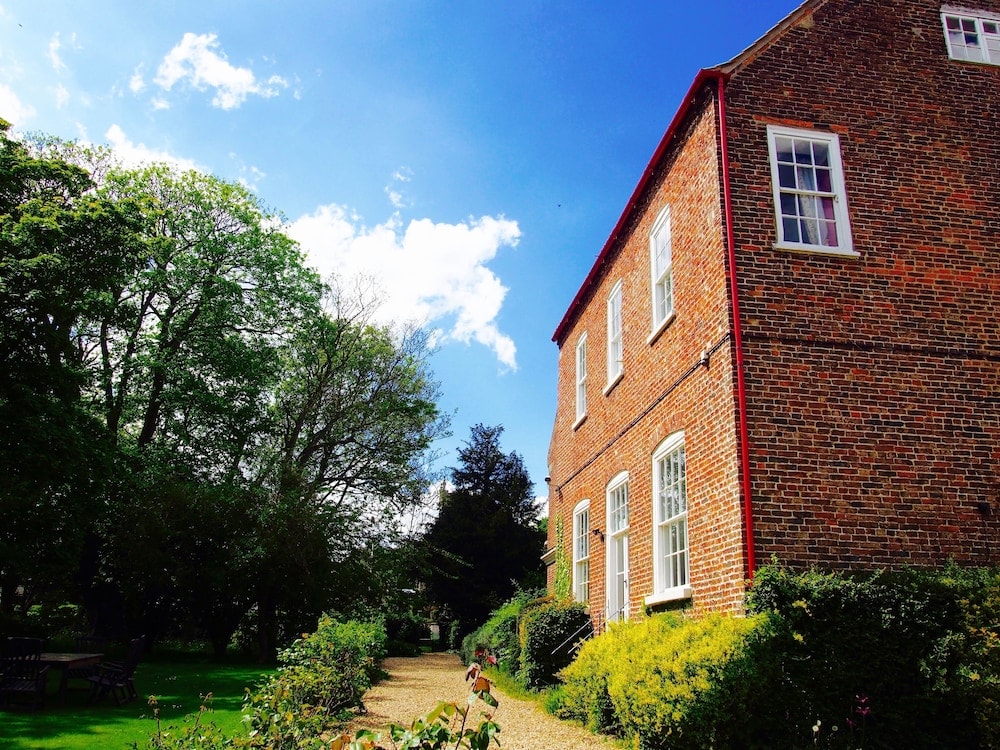 Gristhorpe - Wrangham House