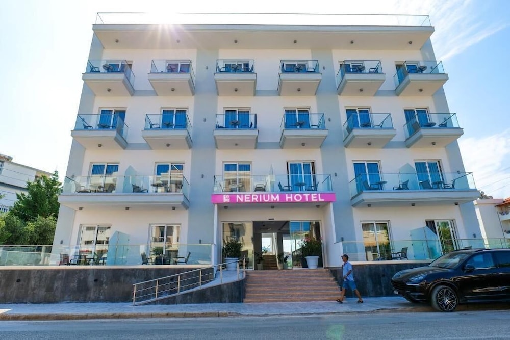 Göteborg - Ksamil - Hotel Nerium