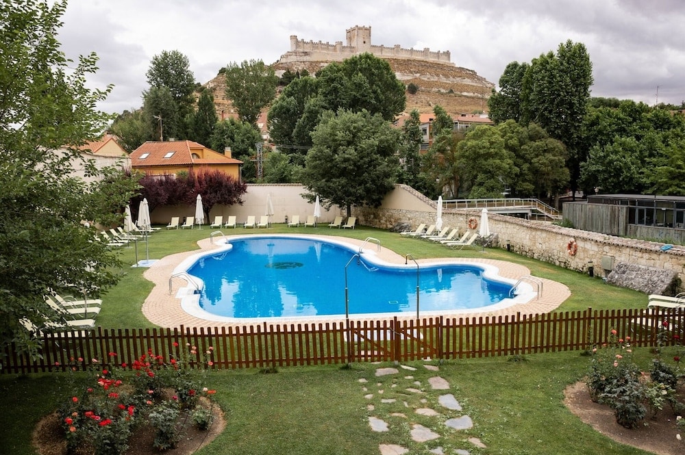 Peñafiel - AZZ Peñafiel Las Claras Hotel & Spa