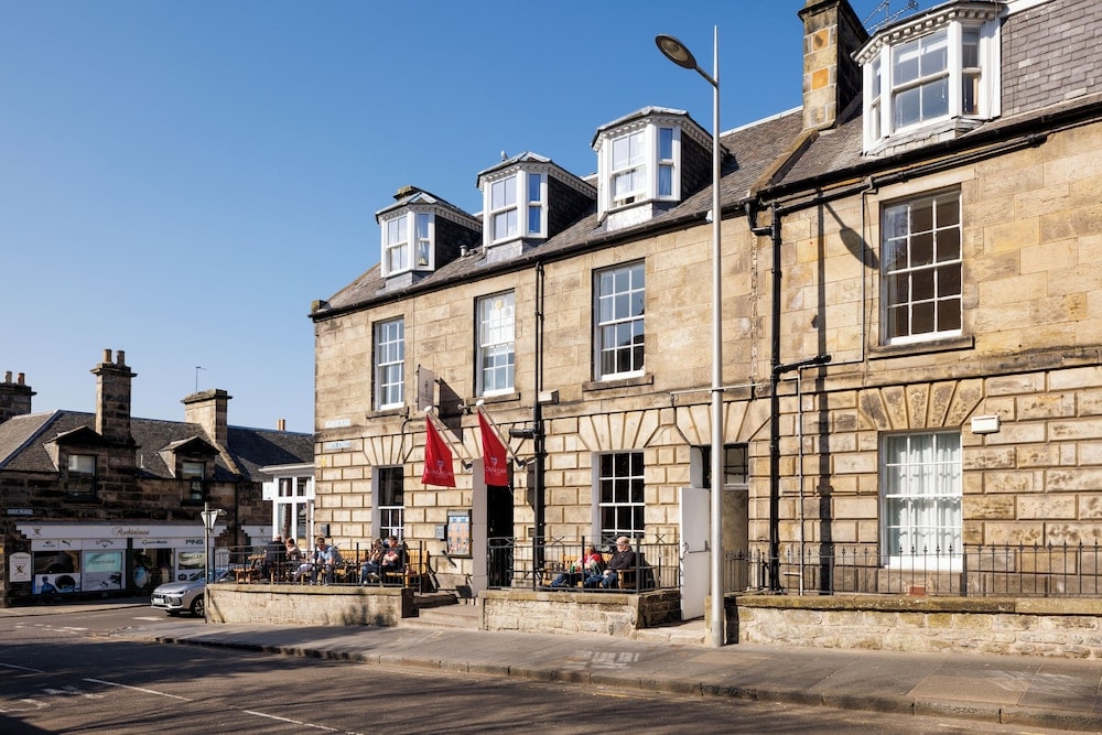 Stockholm - Strathkinness - The Dunvegan Hotel