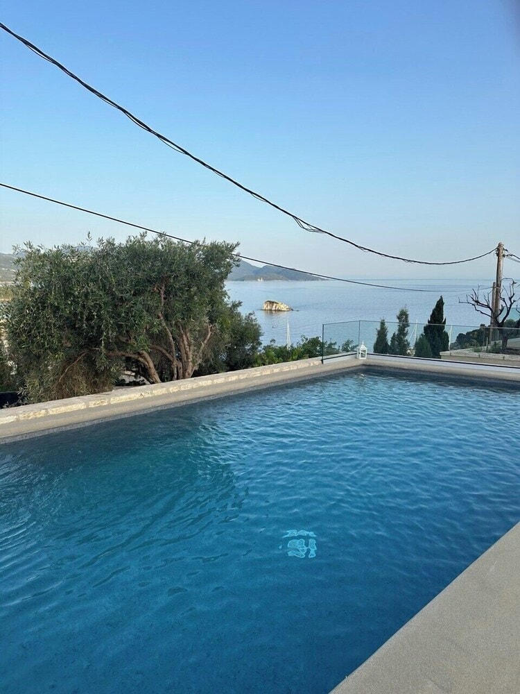 Sivota - Christie's Luxury Suites by Dandy Hospitality
