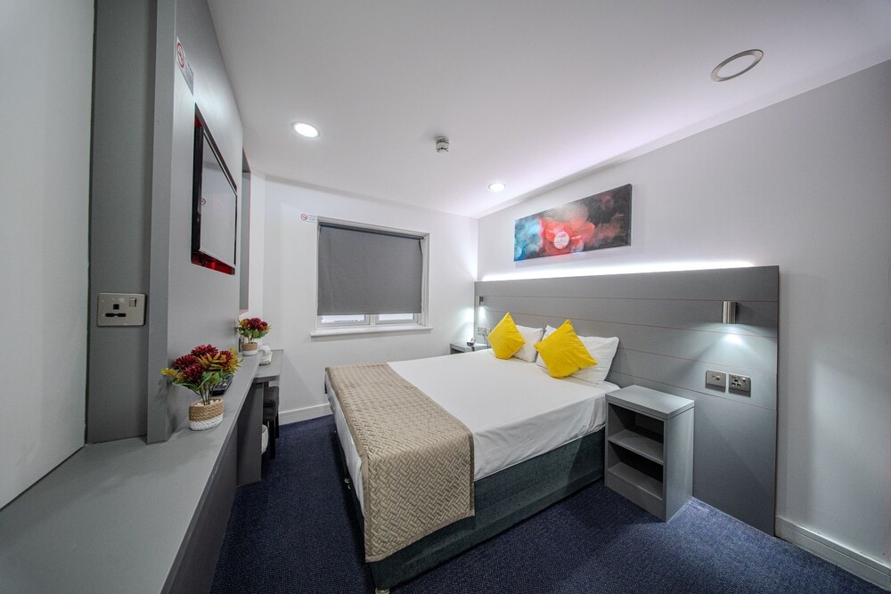 Ilford - Ilford Hotel Goodmayes