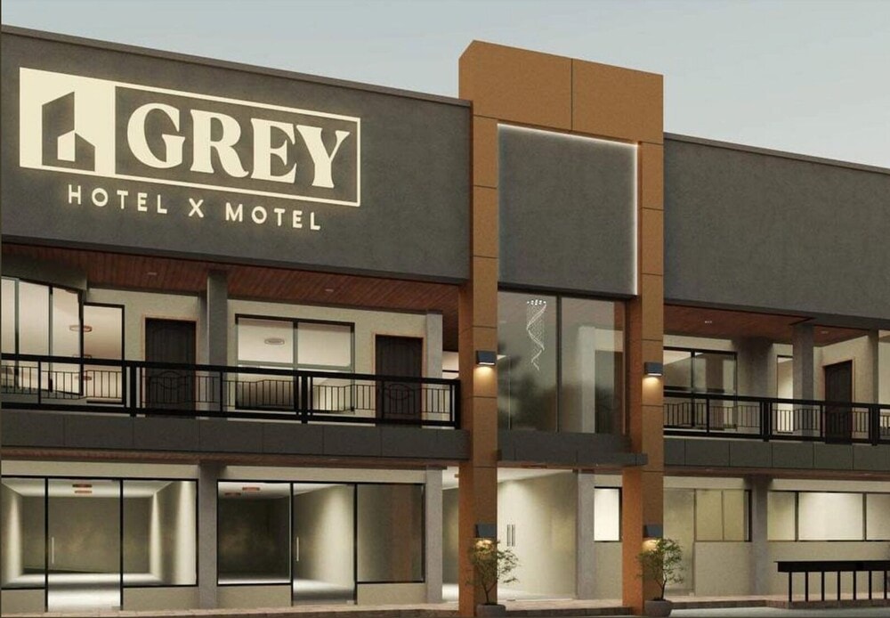 Angeles - Townhouse Oak Grey Hotel Near Clark International Airport