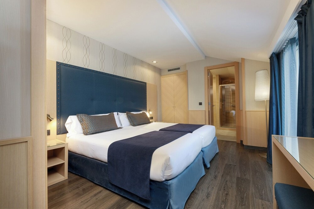Huesca - Hotel Pedro I De Aragon 4 Estrellas SUPERIOR