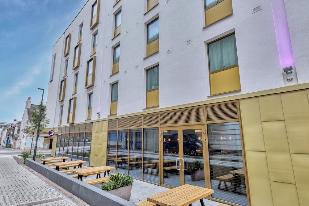 Saint Helier Jersey - Premier Inn Jersey St Helier - Bath Street