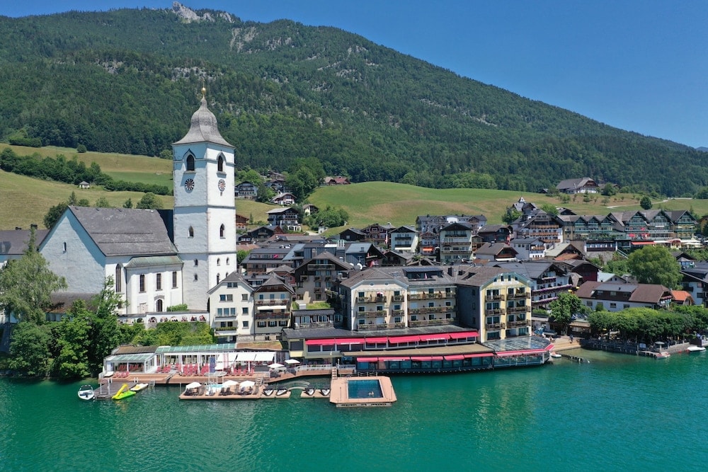 Sankt Wolfgang im Salzkammergut - Romantik Hotel Im Weissen Rössl am Wolfgangsee