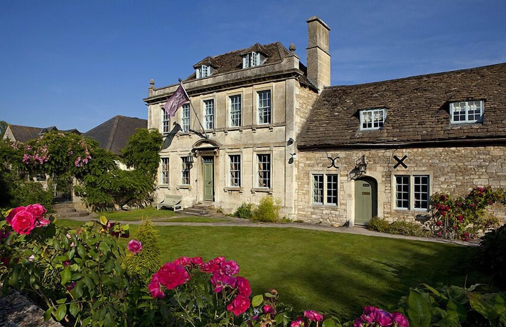 Bradford-on-Avon - The Moonraker Hotel