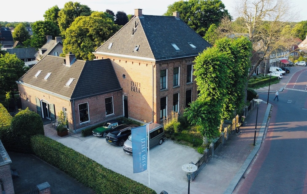 Veldhoven - Boutique hotel Lytel Blue