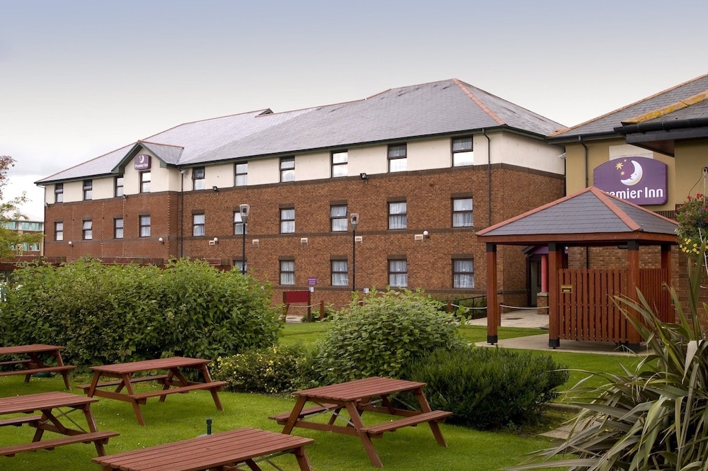 Livingston - Premier Inn Livingston - M8 Jct3