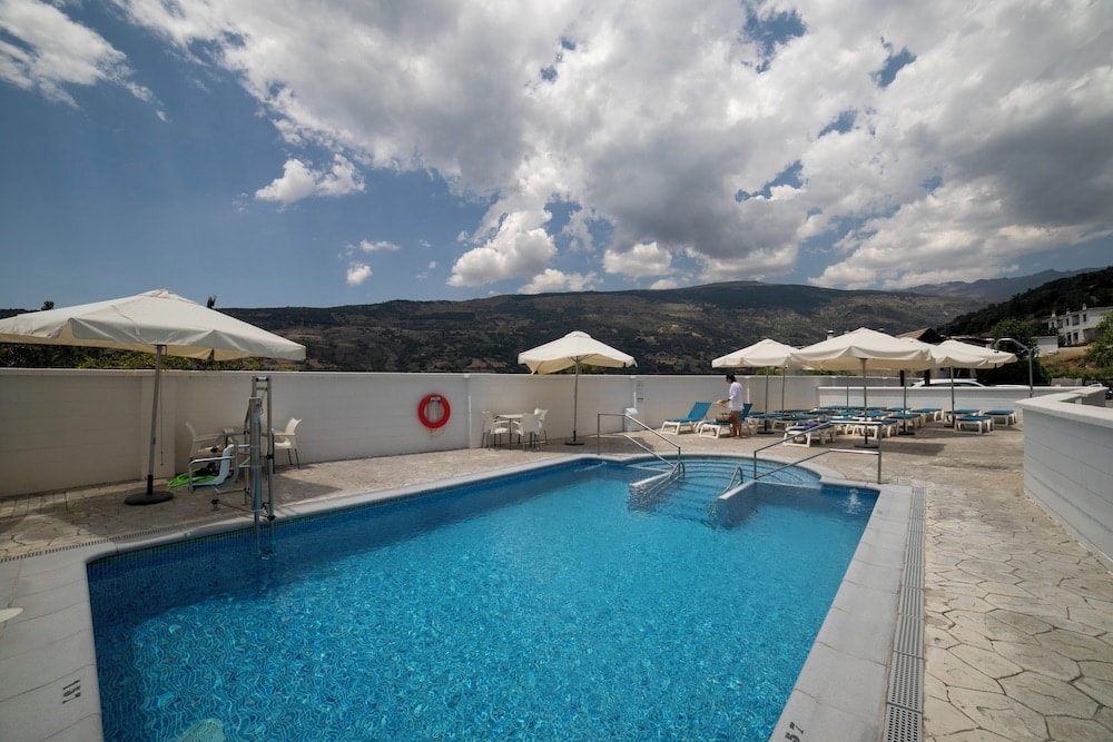 Órgiva - Hotel Villa Turística de Bubión