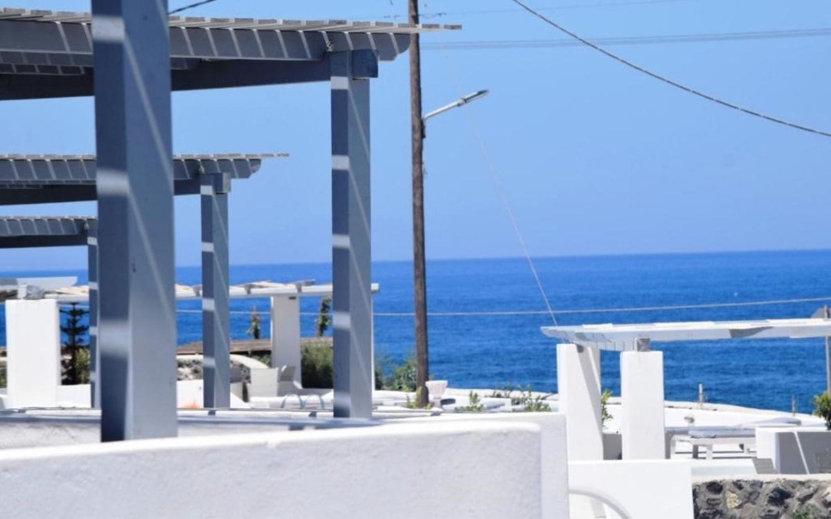 Fira - Sea Paradise