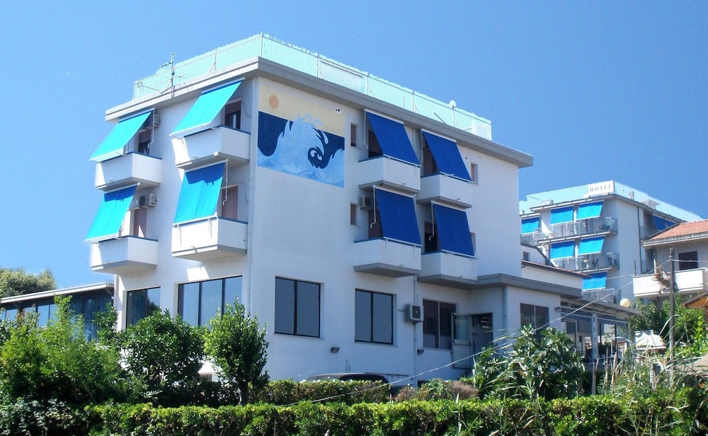 Silvi Marina - Hotel Mare Blu -- boutique