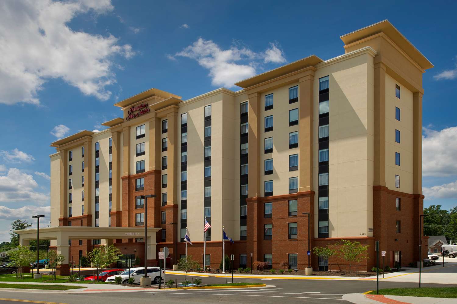 Arlington (VA) - Hampton Inn & Suites Falls Church