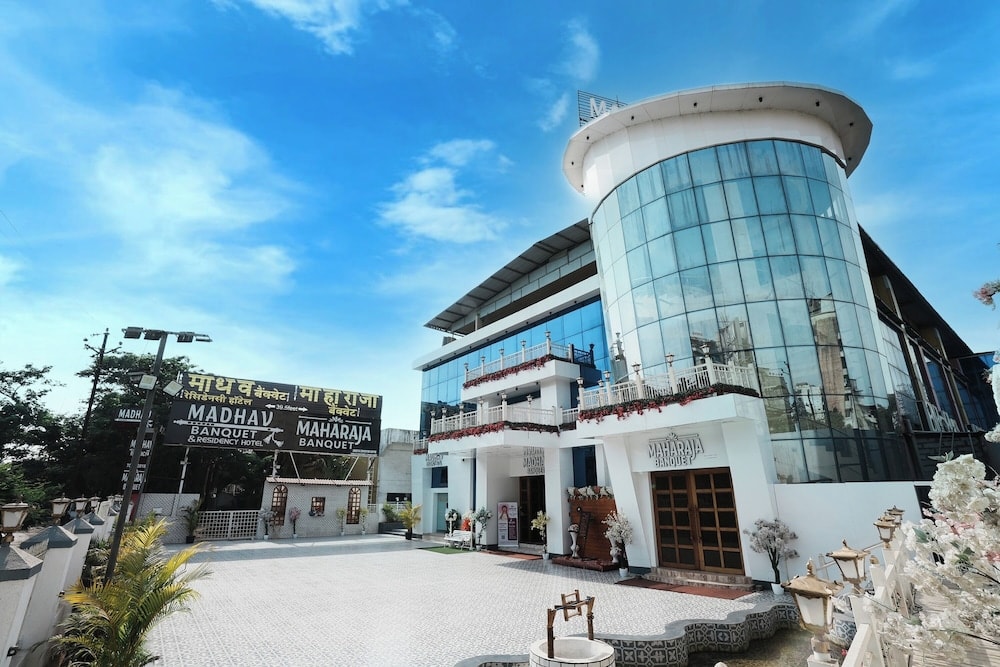 Kalyan - Madhav Residency Hotel & Banquet, Kalyan, Mumbai