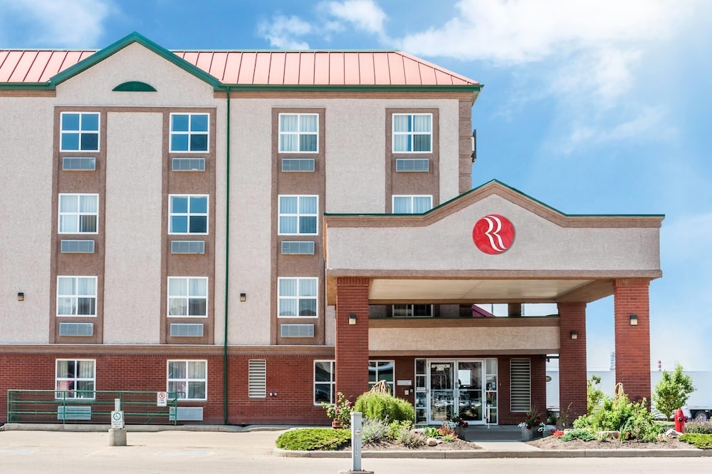 Sherwood Park - Ramada by Wyndham Sherwood Park