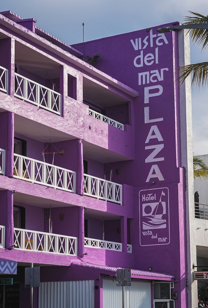 Cozumel - Hotel Vista del Mar with Beach Club access included