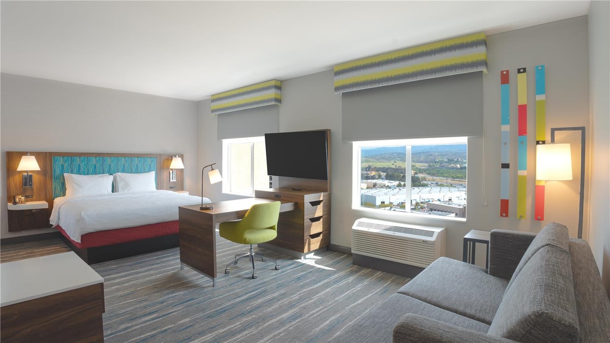 Valencia - Hampton Inn By Hilton Santa Clarita-Valencia