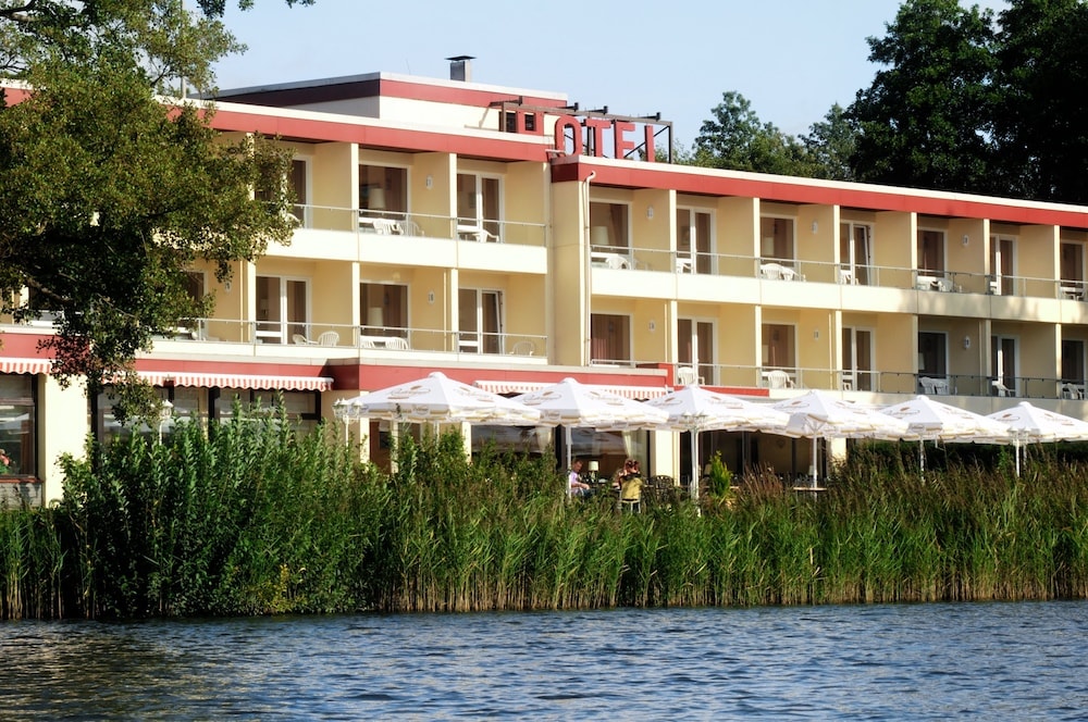 Mölln - Seehotel Schwanenhof