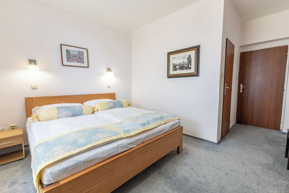 Linköping - Prag - Hotel Wilhelm