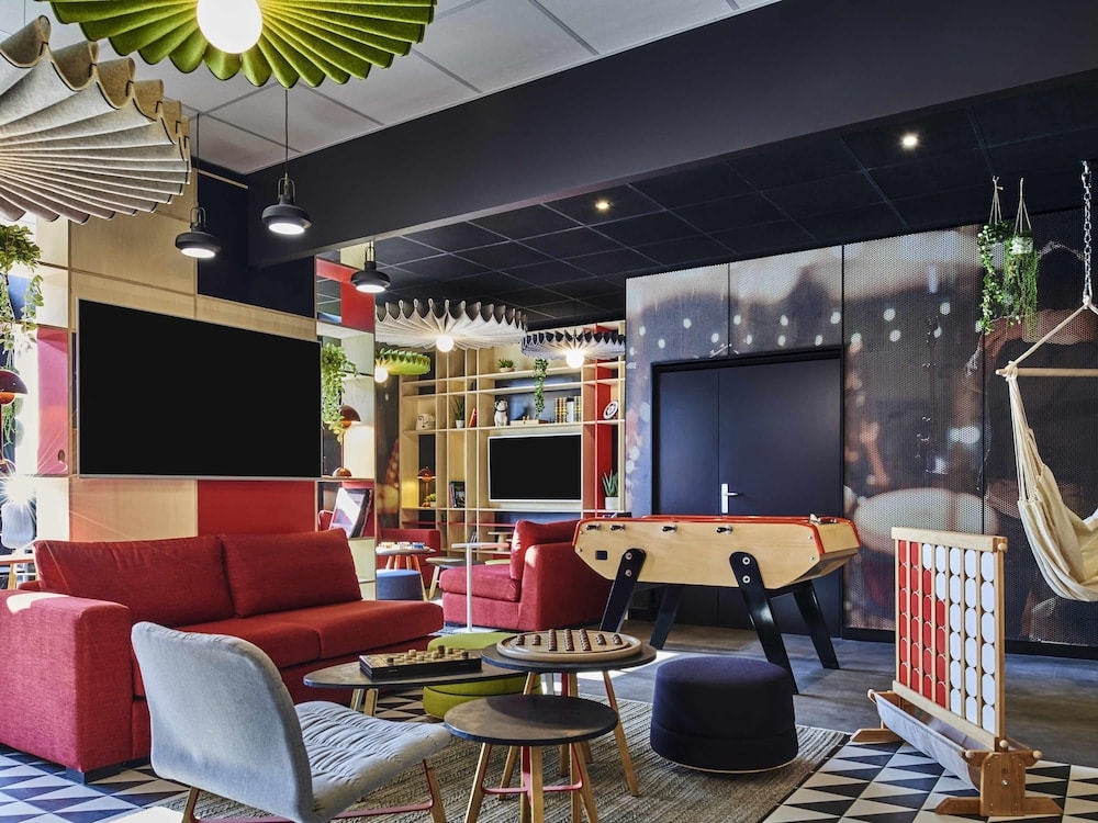 Luleå - Paris - ibis Clamart Paris Velizy