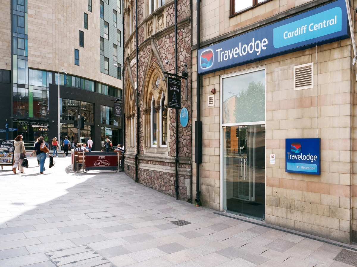 Cardiff - Travelodge Cardiff Central