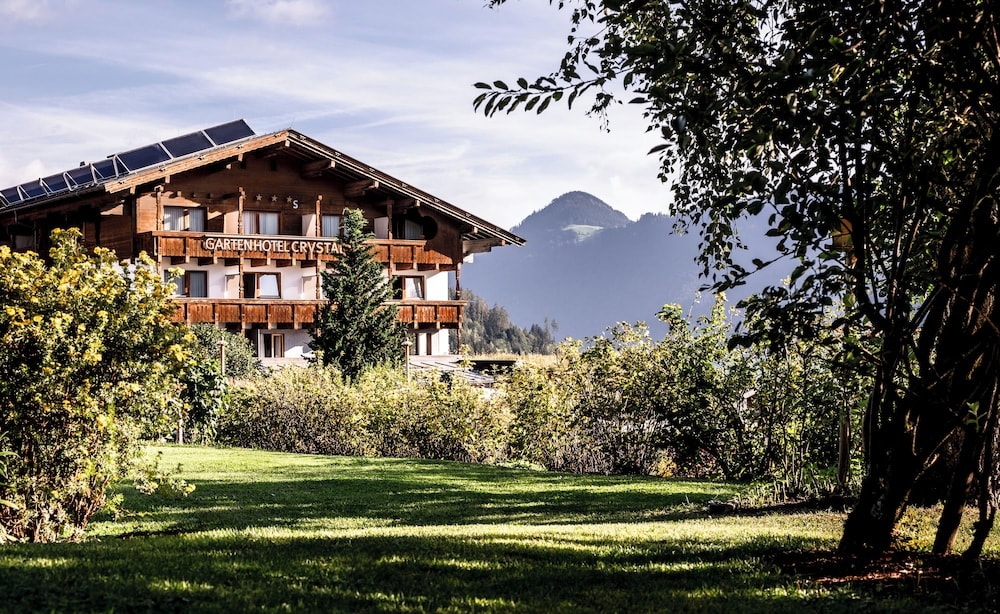 Zillertal - Gartenhotel Crystal