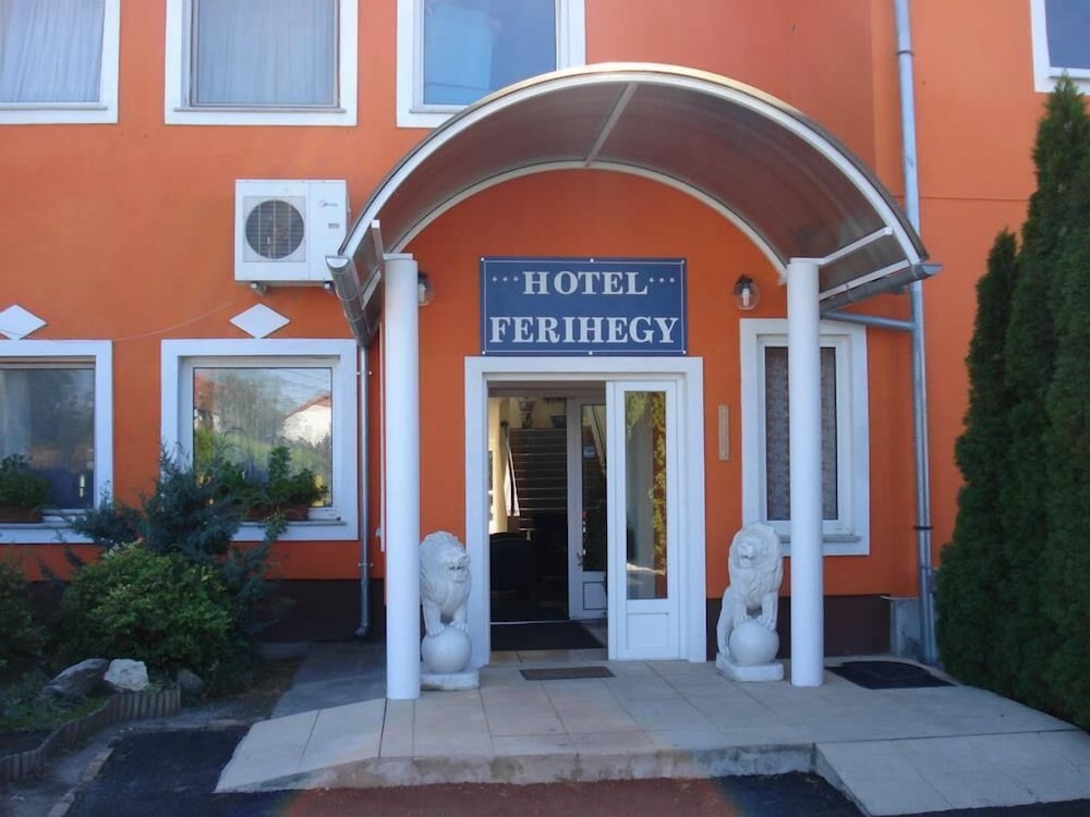Vecsés - Hotel Ferihegy