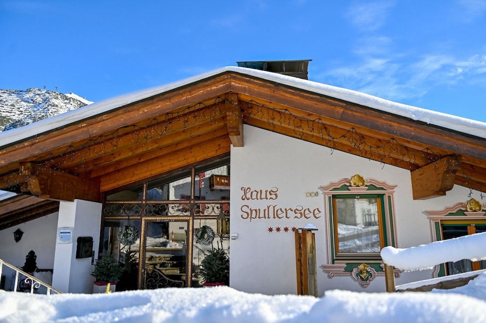 Lech am Arlberg - Appartements Spullersee