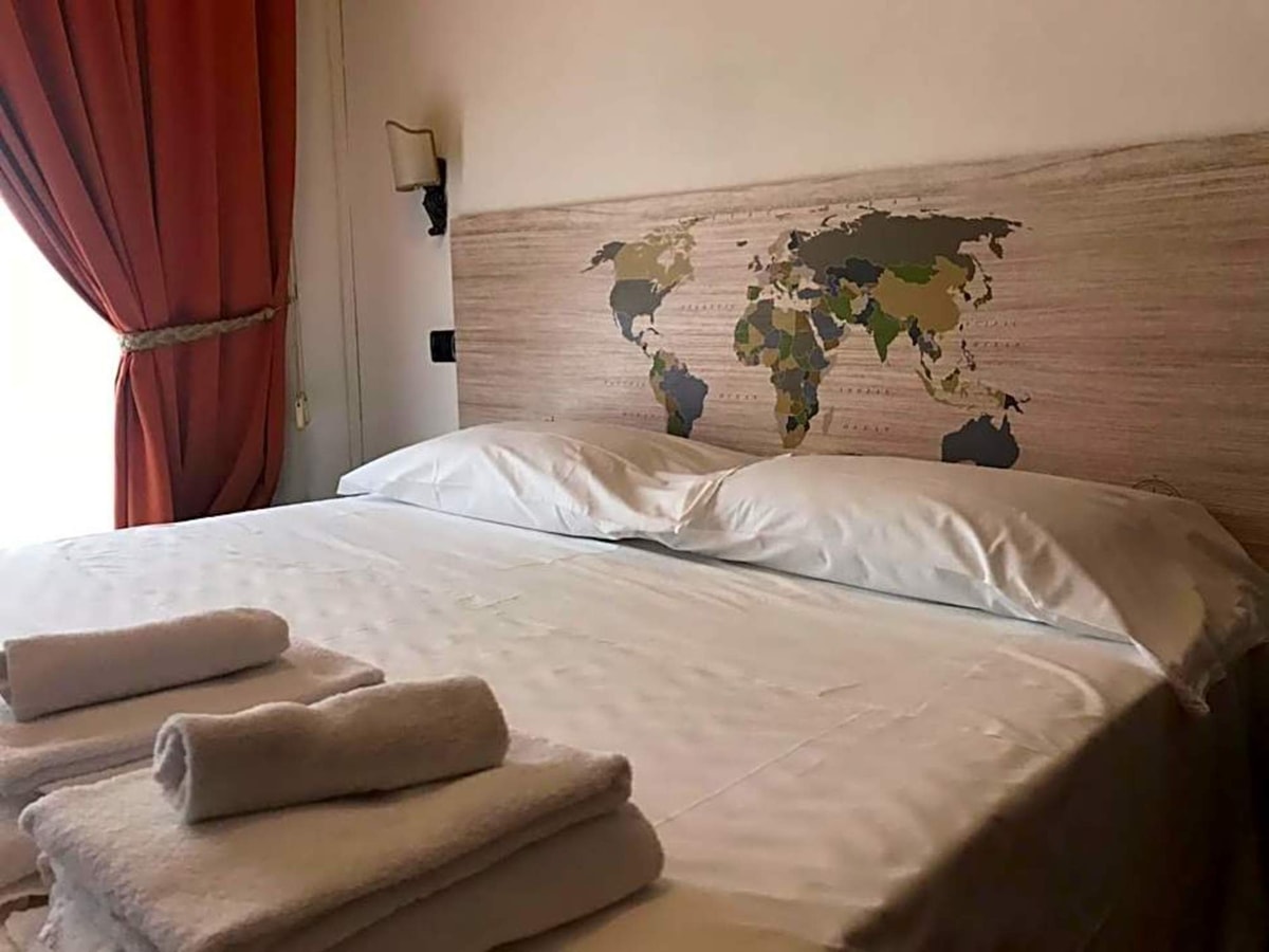 Stockholm - Fiumicino - EURO HOUSE INN airport