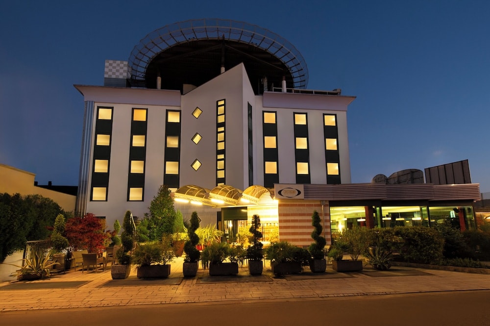 Creazzo - Castagna Palace Hotel & Restaurant