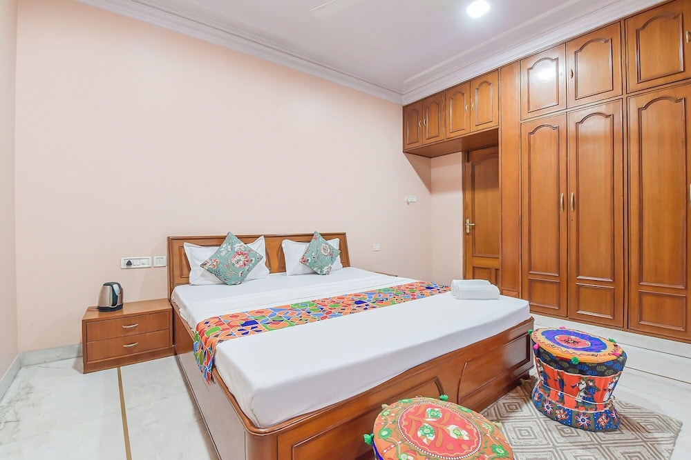 Jaipur - Fabhotel Pink Cozzy