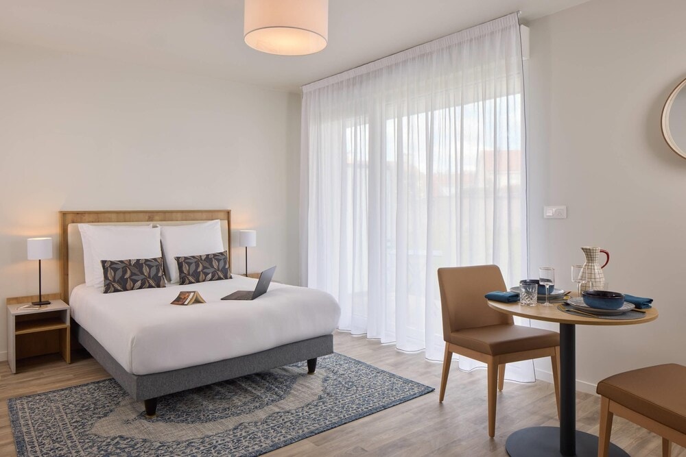 Cholet - Quality Aparthotel Cholet